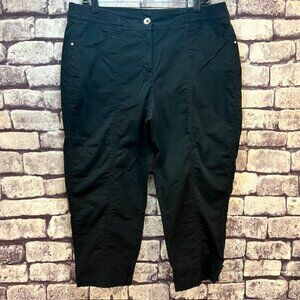 Chico's Black Seamed Leg Crop Pants Size L